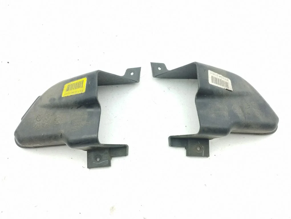 Front bumper lower grill 68205072AB