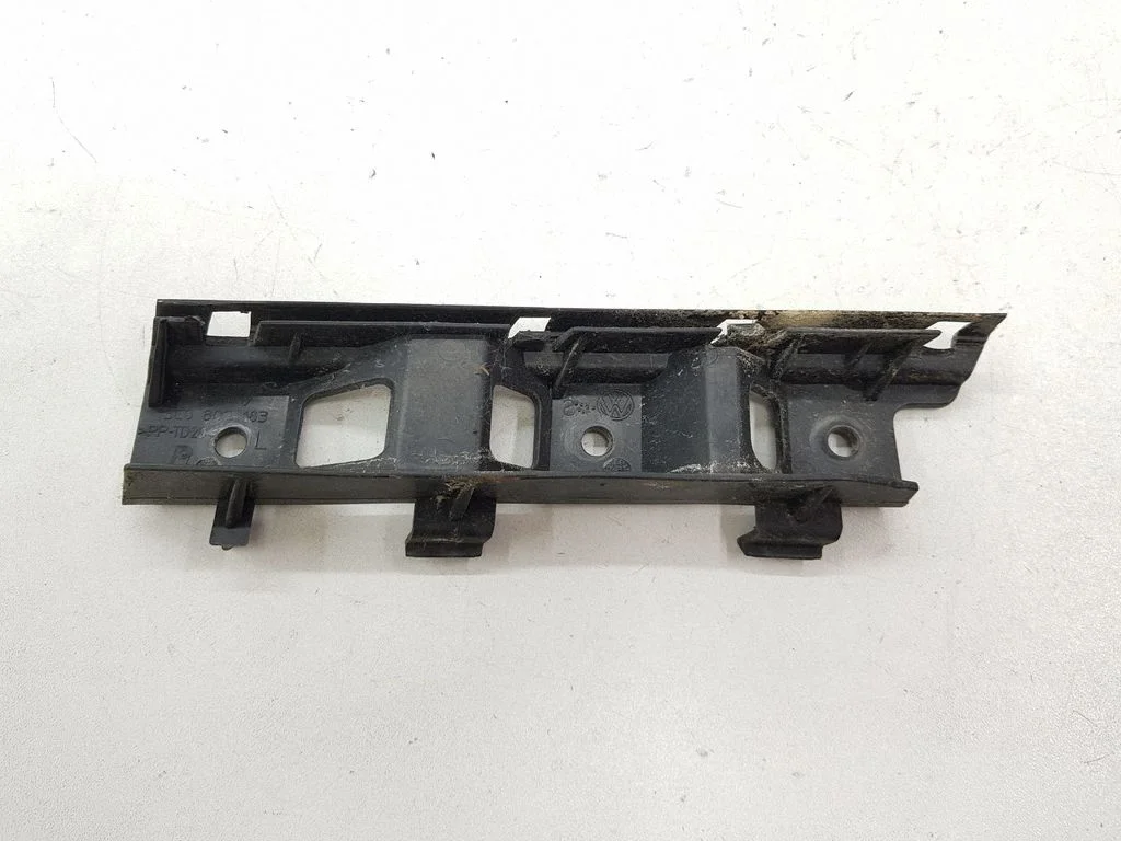 Front bumper mounting bracket 3C0807183