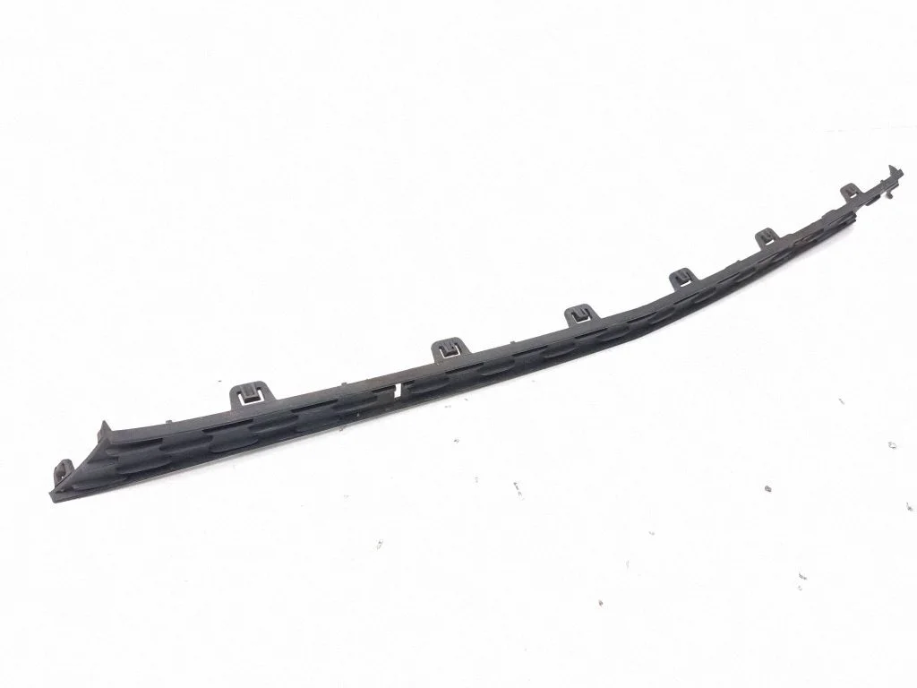 Priekšējā bampera apdares josla A2538853906