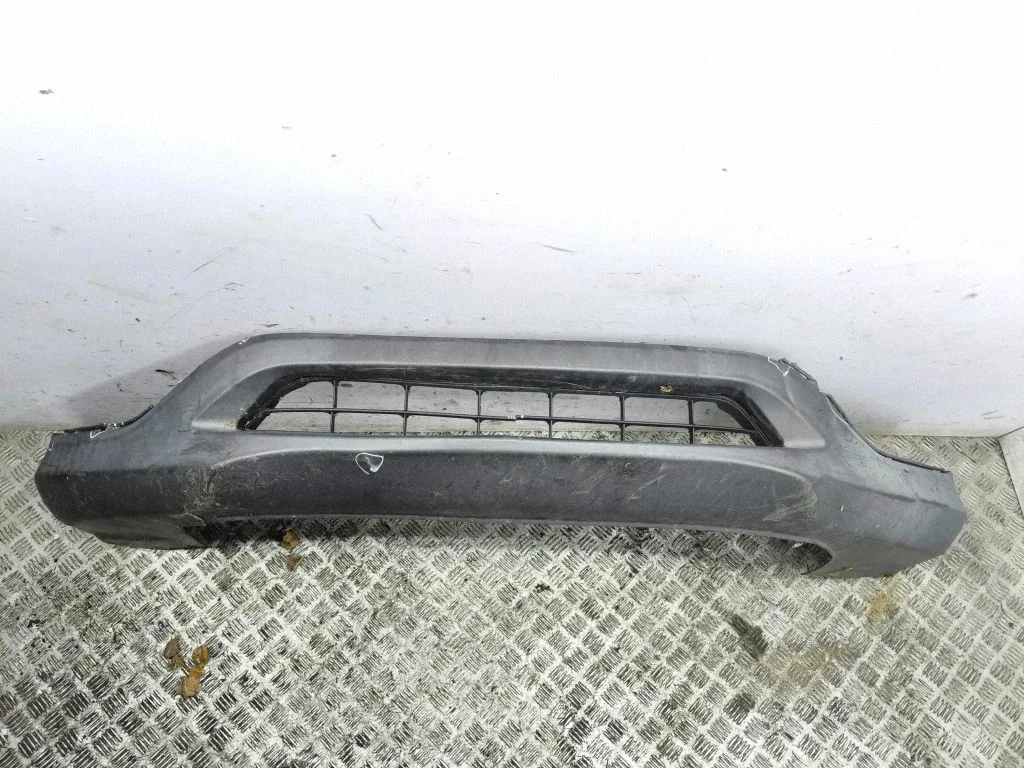 Front bumper lip