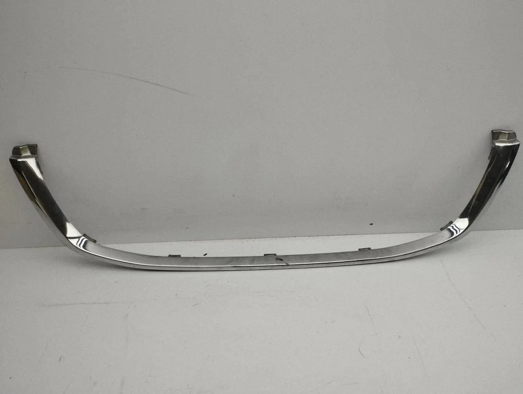 Atrapa górna (grill) – Volvo XC60 (2009-2013)