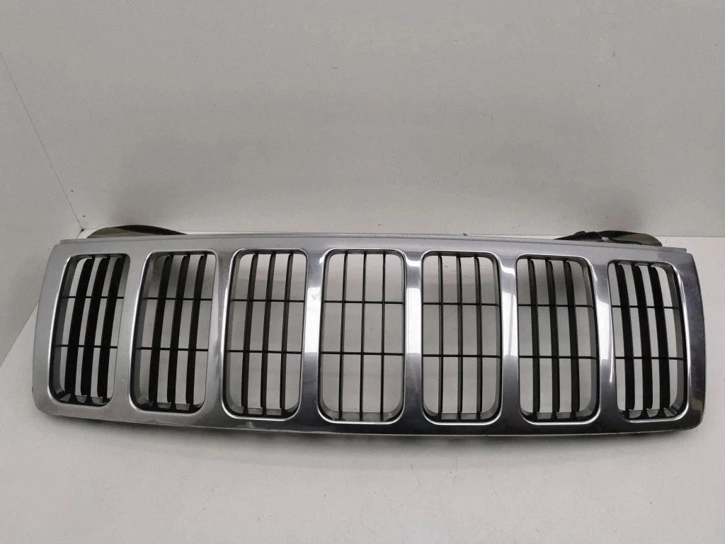Atrapa górna (grill) 5JF94TRMAE