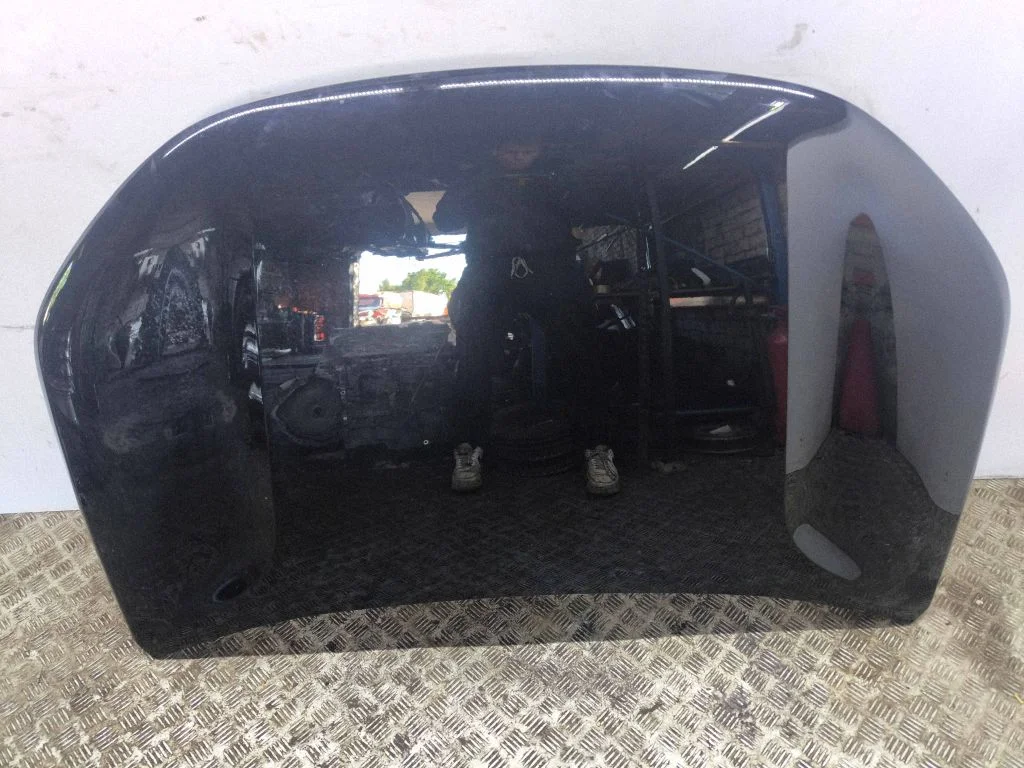 Motora pārsegs