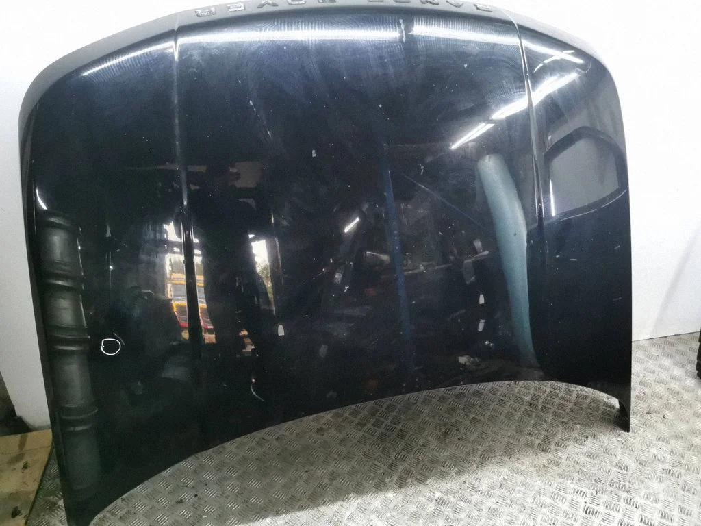Engine bonnet/hood