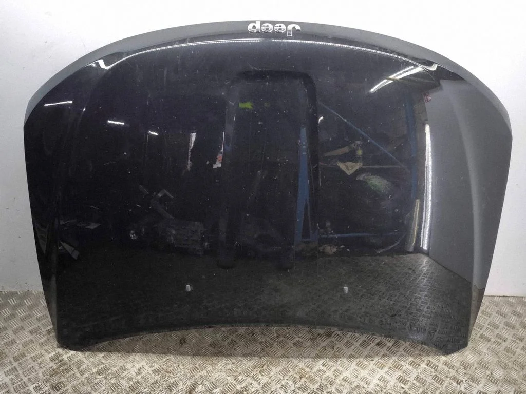 Engine bonnet/hood