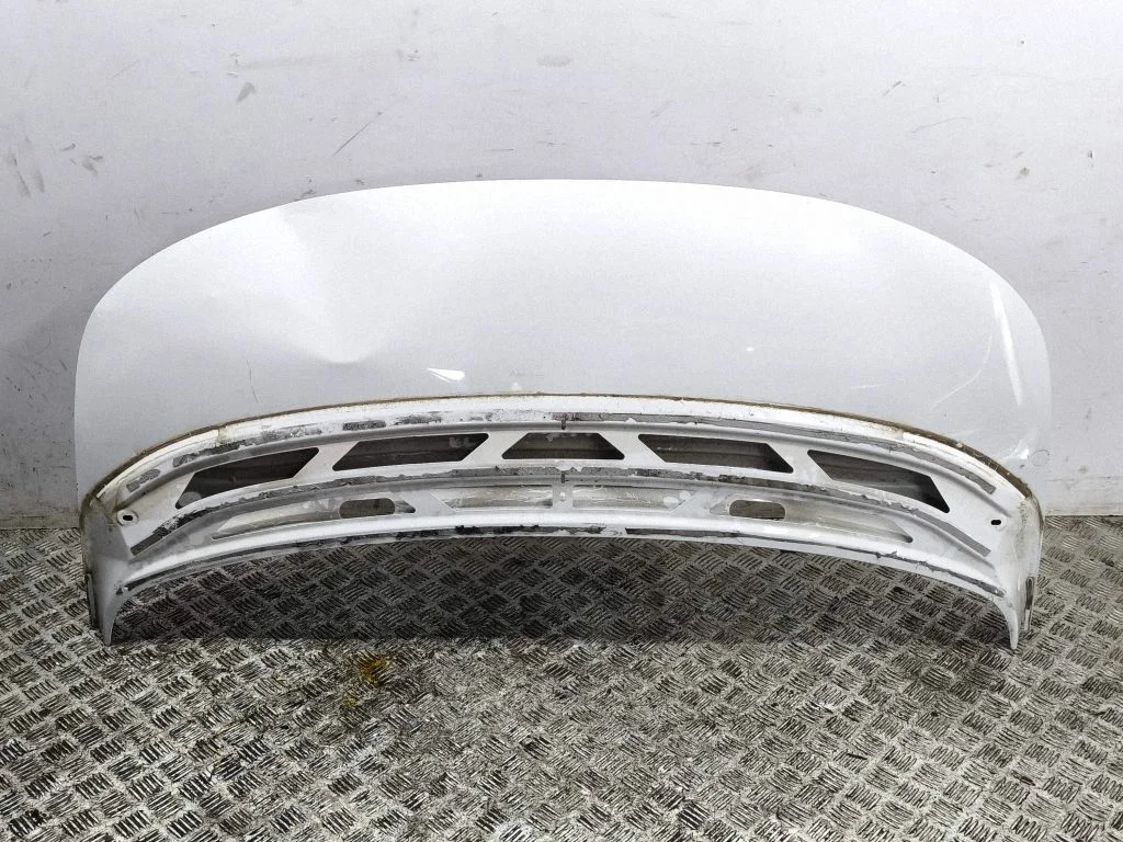 Engine bonnet/hood