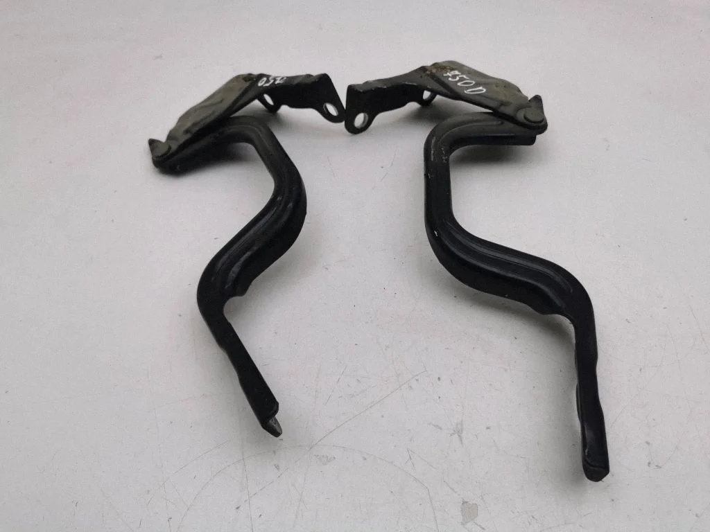Engine bonnet/hood hinges – KIA Niro (2016-2022)
