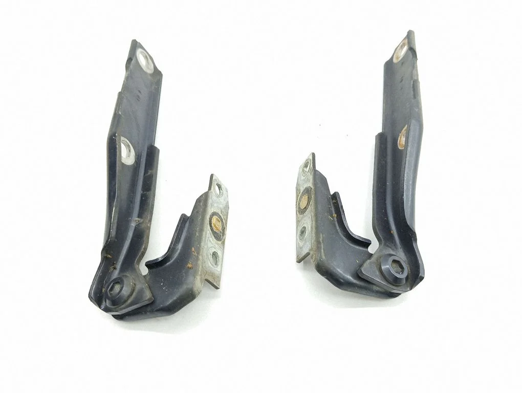 Engine bonnet/hood hinges 4B0823301D