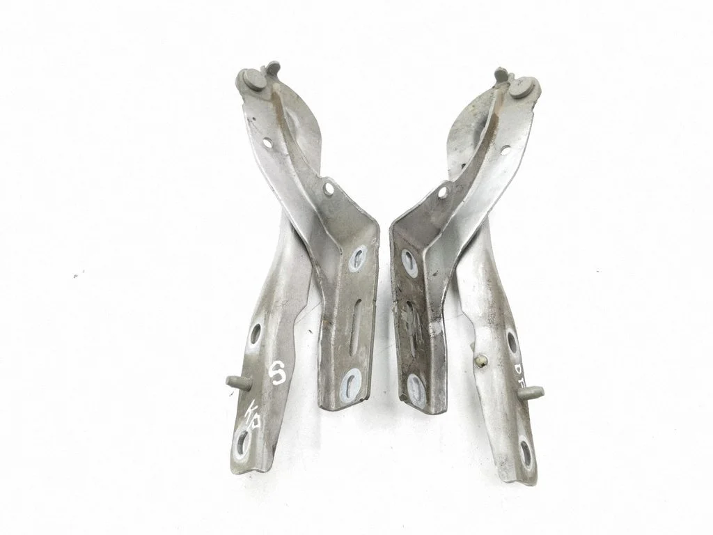 Engine bonnet/hood hinges – Peugeot 307 (2001-2005)