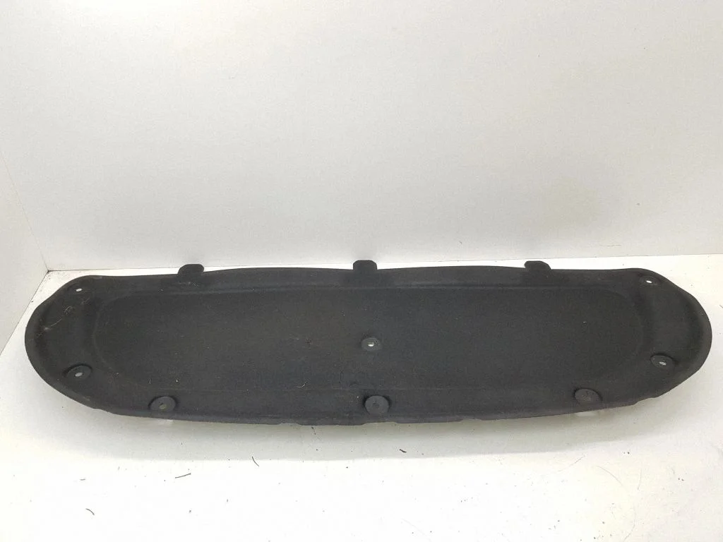 Engine bonnet/hood sound/heat insulation