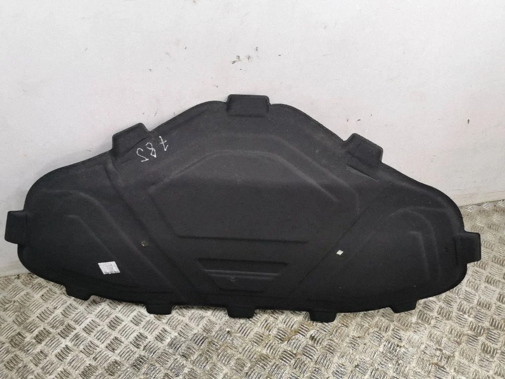 Mootorikapoti heli-/soojusisolatsioon – Audi A3 8Y (2020-)