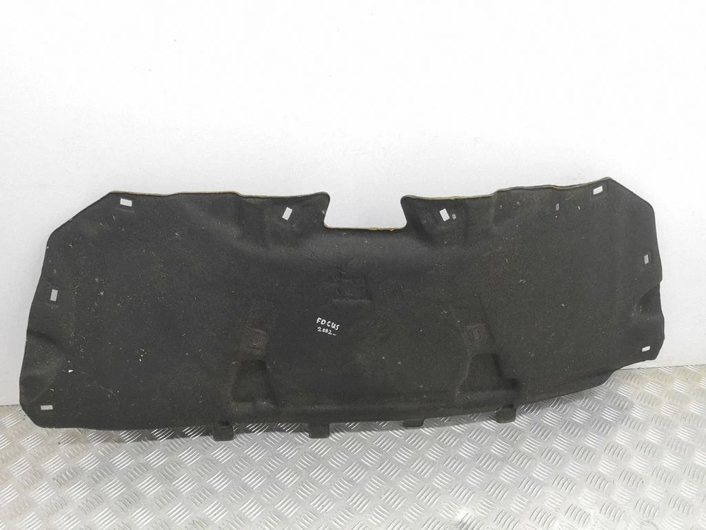 Mootorikapoti heli-/soojusisolatsioon – Ford Focus (2010-2017)