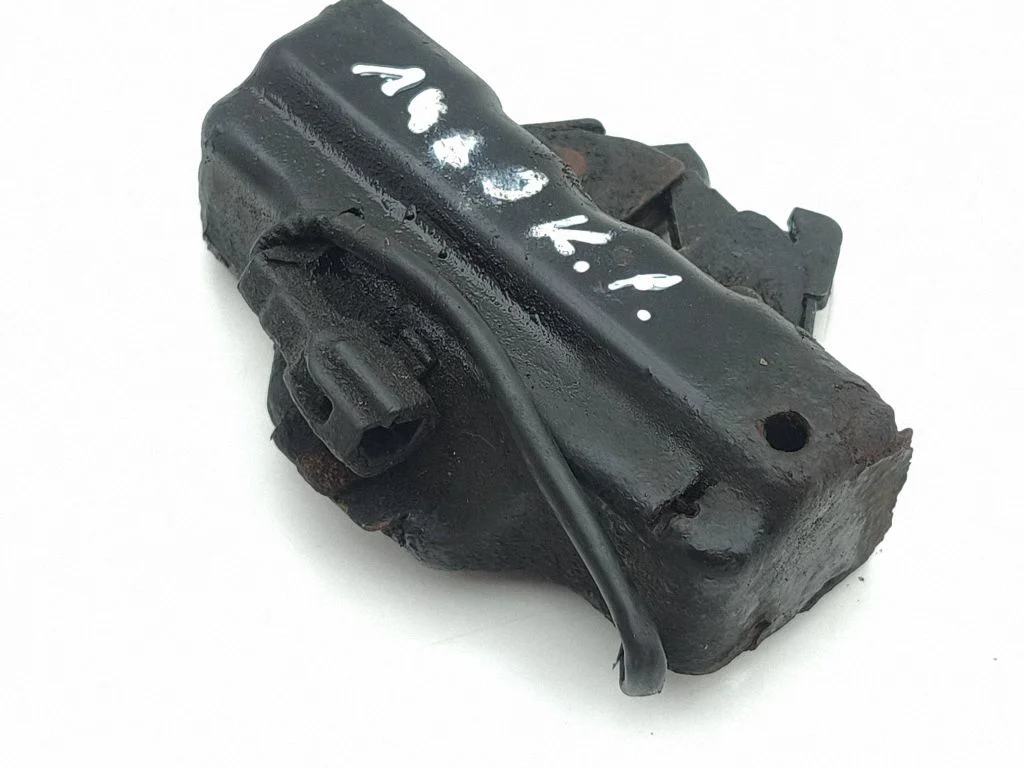 Engine bonnet/hood lock/catch