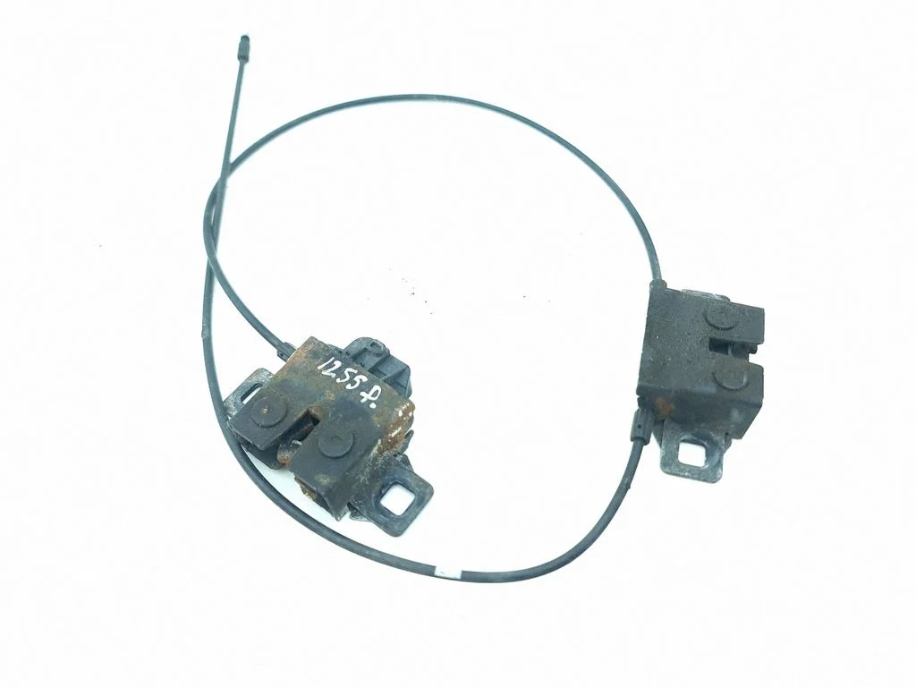 Engine bonnet/hood lock/catch