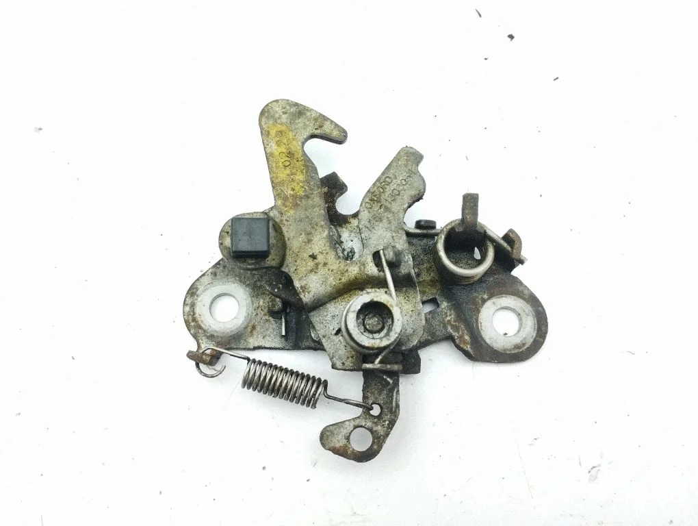 Motora pārsega slēdzene 1489213080