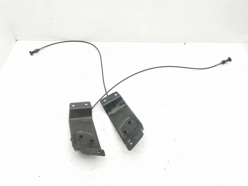 Engine bonnet/hood lock/catch 91ABB624A05AC