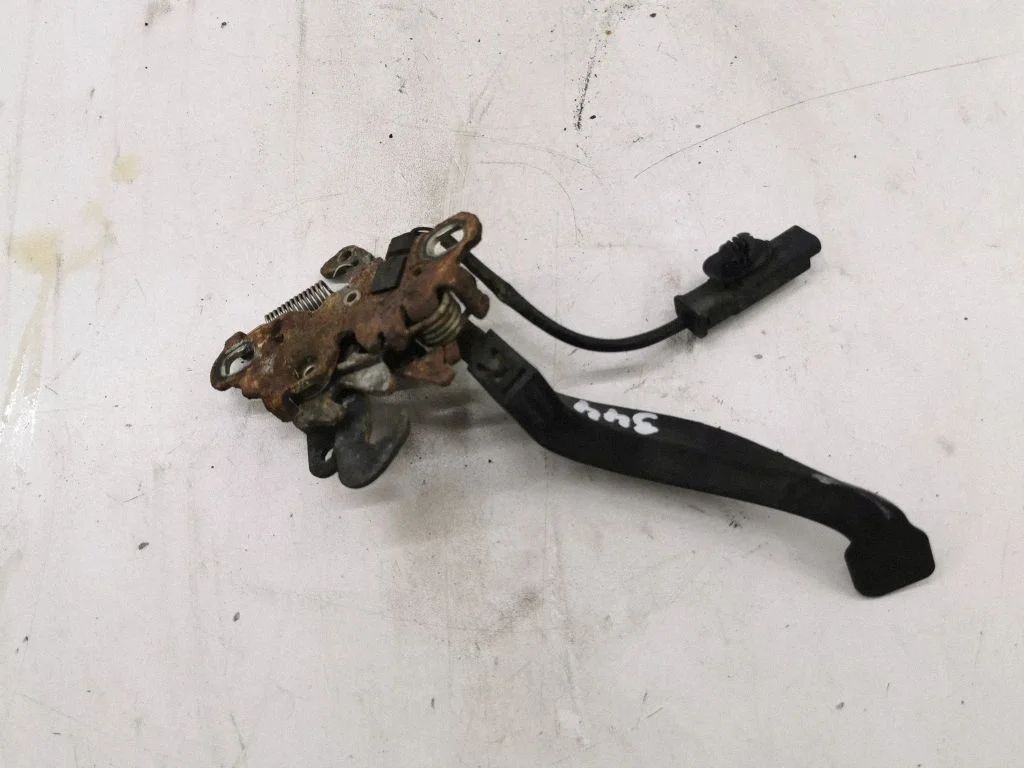 Engine bonnet/hood lock/catch 9670552080