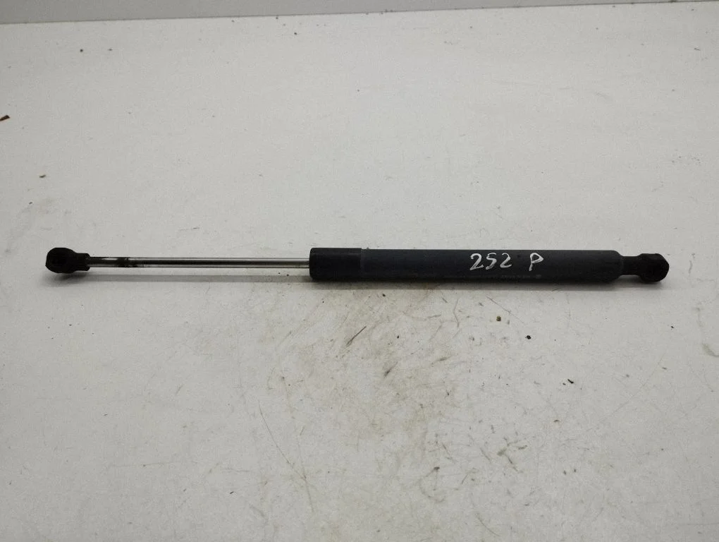 Motora pārsega amortizators 654703934