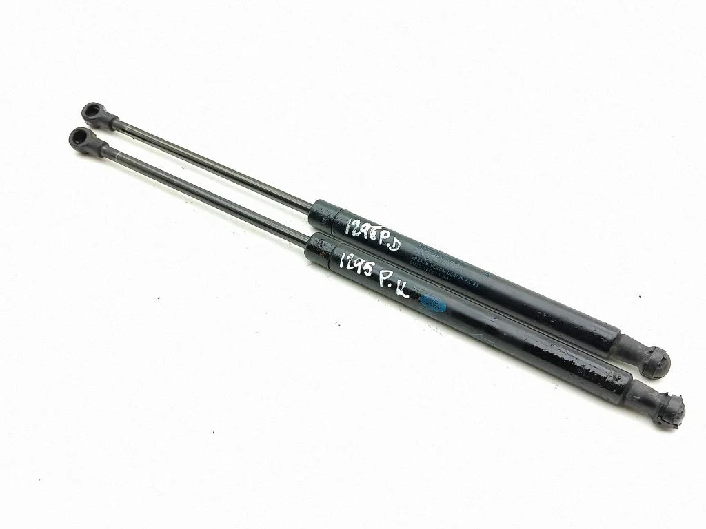 Siłownik maski 8H2216E610AA