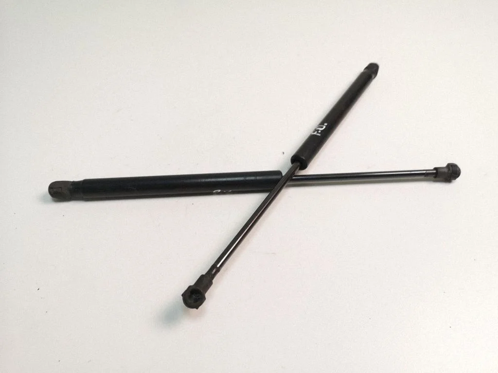 Front bonnet/hood damper/strut 0K53Z56620B