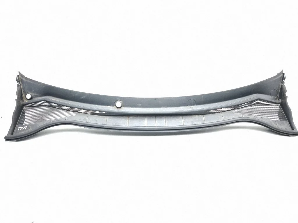 Wiper trim LV4BS02216BG