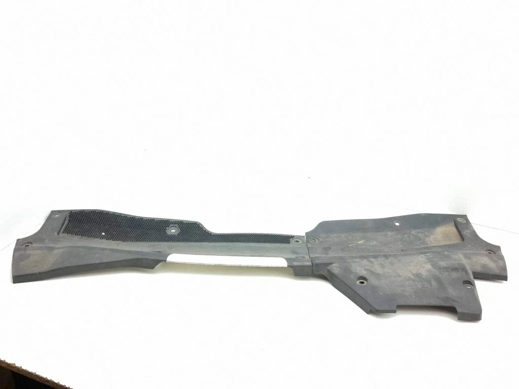 Wiper trim K8D2021B57AD