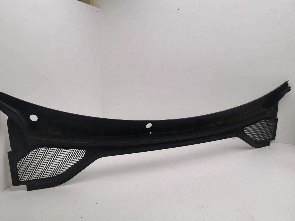 Wiper trim 81C819403