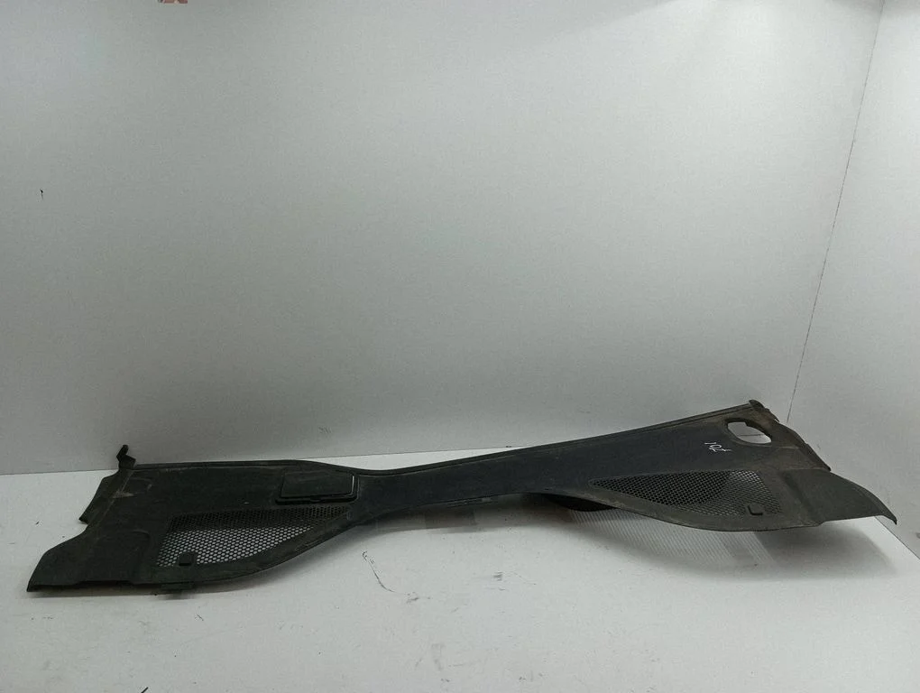 Wiper trim 4G8819447