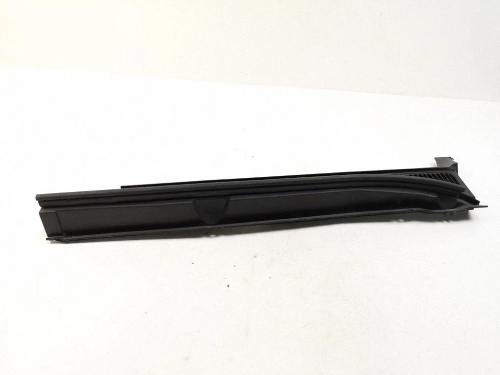 Wiper trim 7731065J0