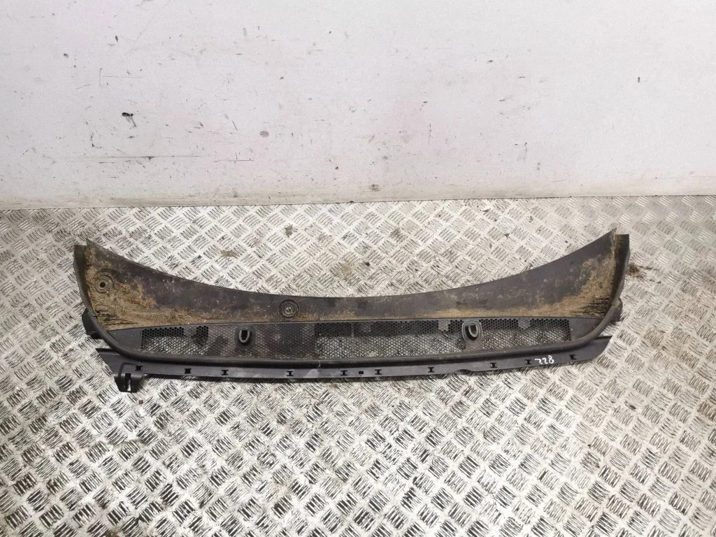 Wiper trim 98057175XT