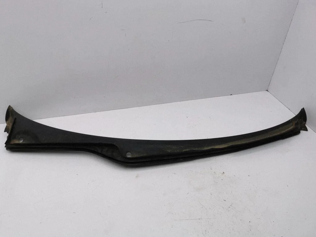 Wiper trim 4G8819403