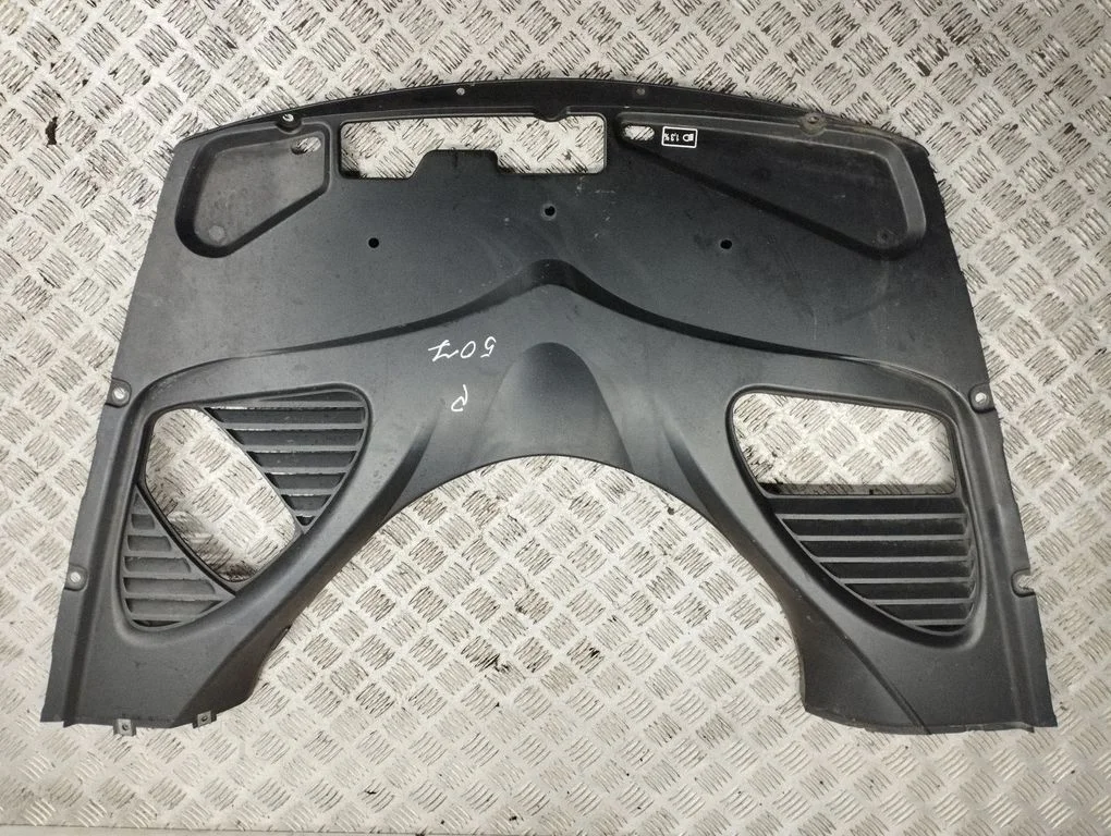 Engine bonnet/hood lock trim molding 067065000