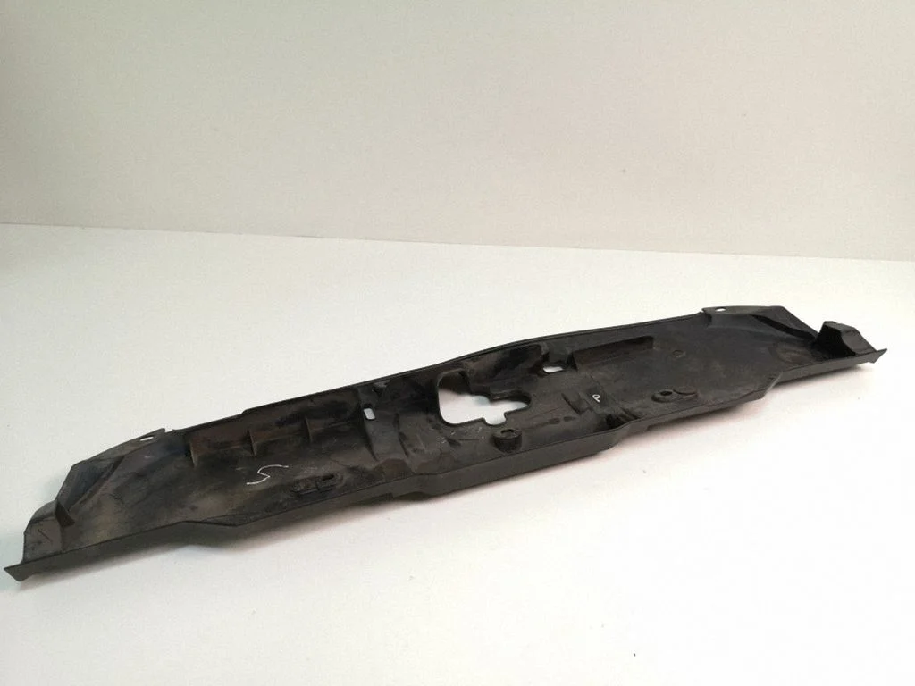 Engine bonnet/hood lock trim molding 71123SWY