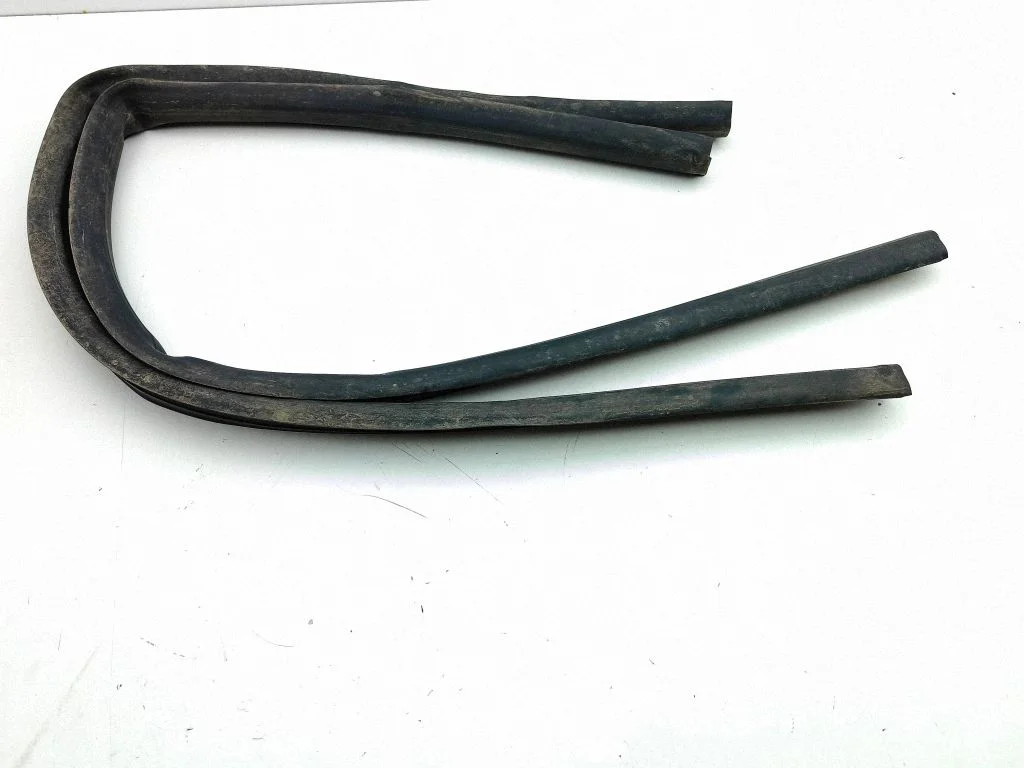 Engine compartment rubber 983976488000