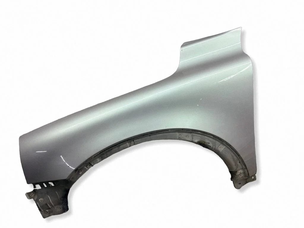 Fender – left