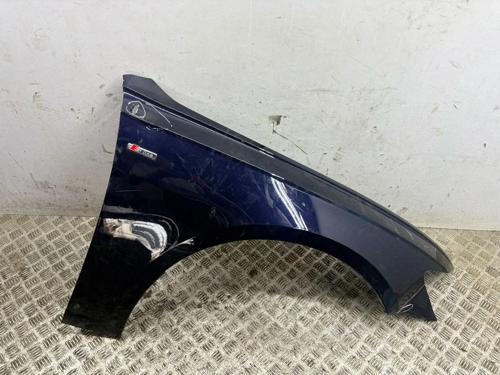 Fender – right