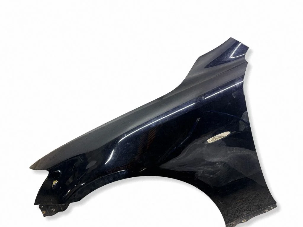 Fender – left