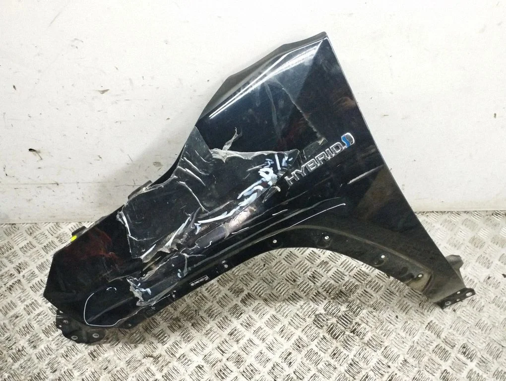 Fender – left