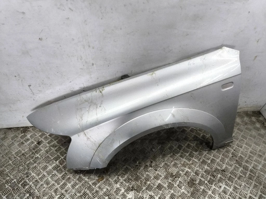 Fender – left