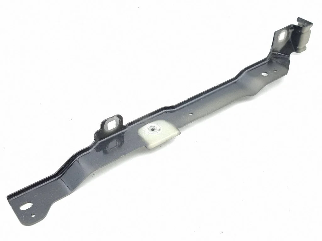 Wspornik błotnika A2968809200