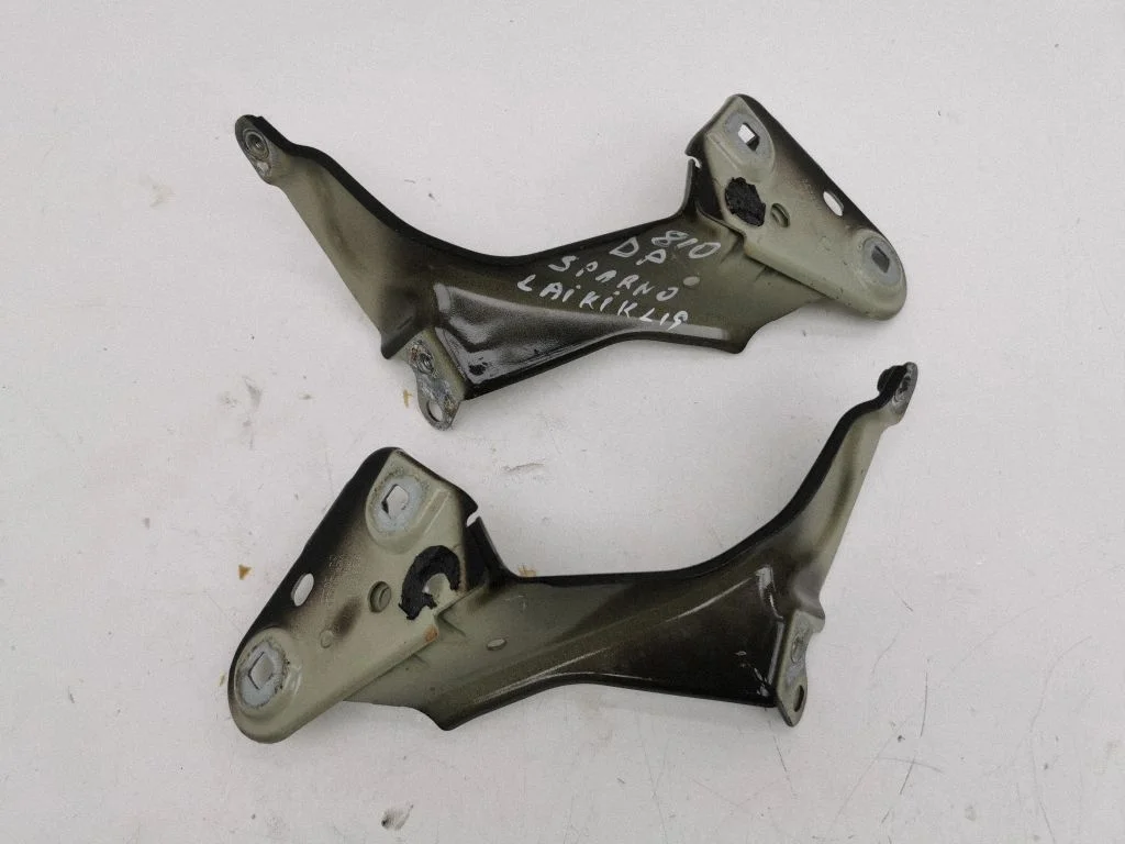 Fender mounting bracket 5E3821227