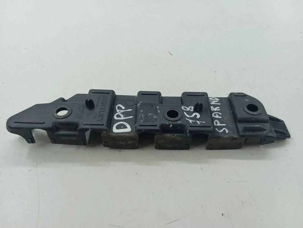 Spārna kronšteins 3W5807184