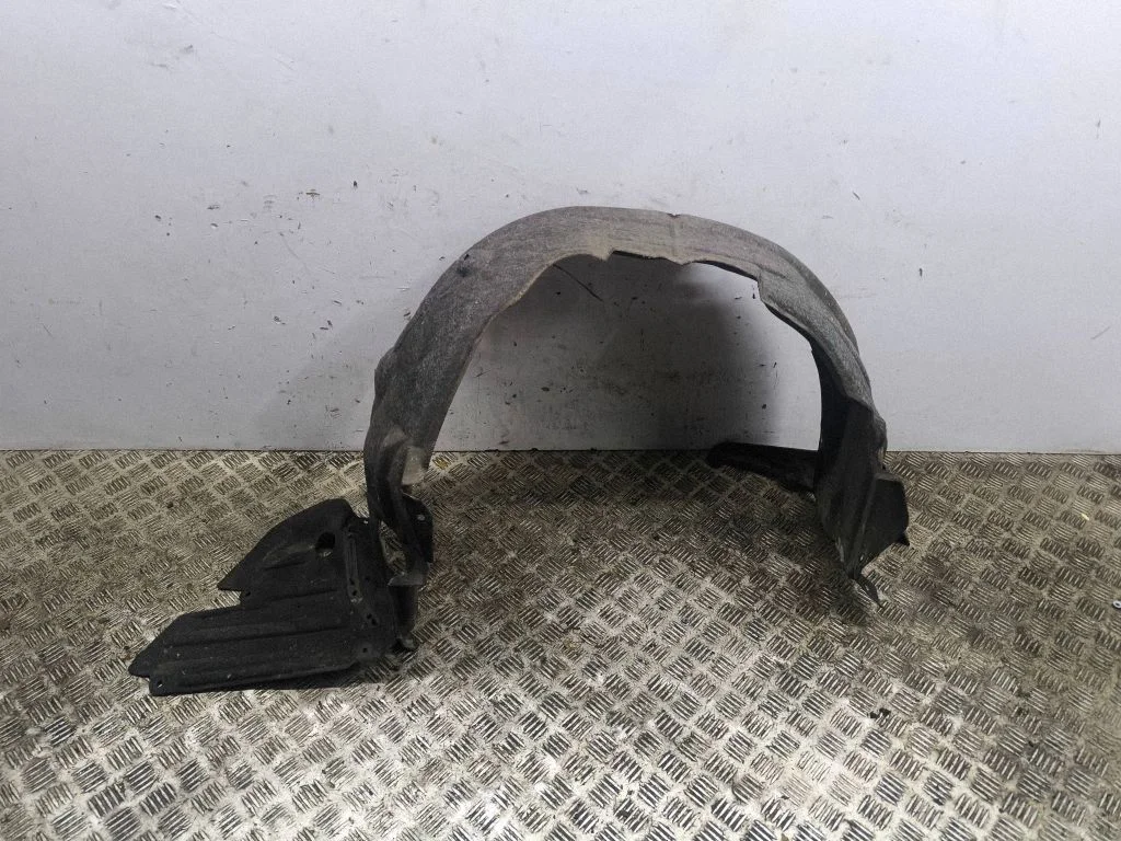 Front wheel arch liner splash guards – Lexus IS III XE30 (2013-2020)
