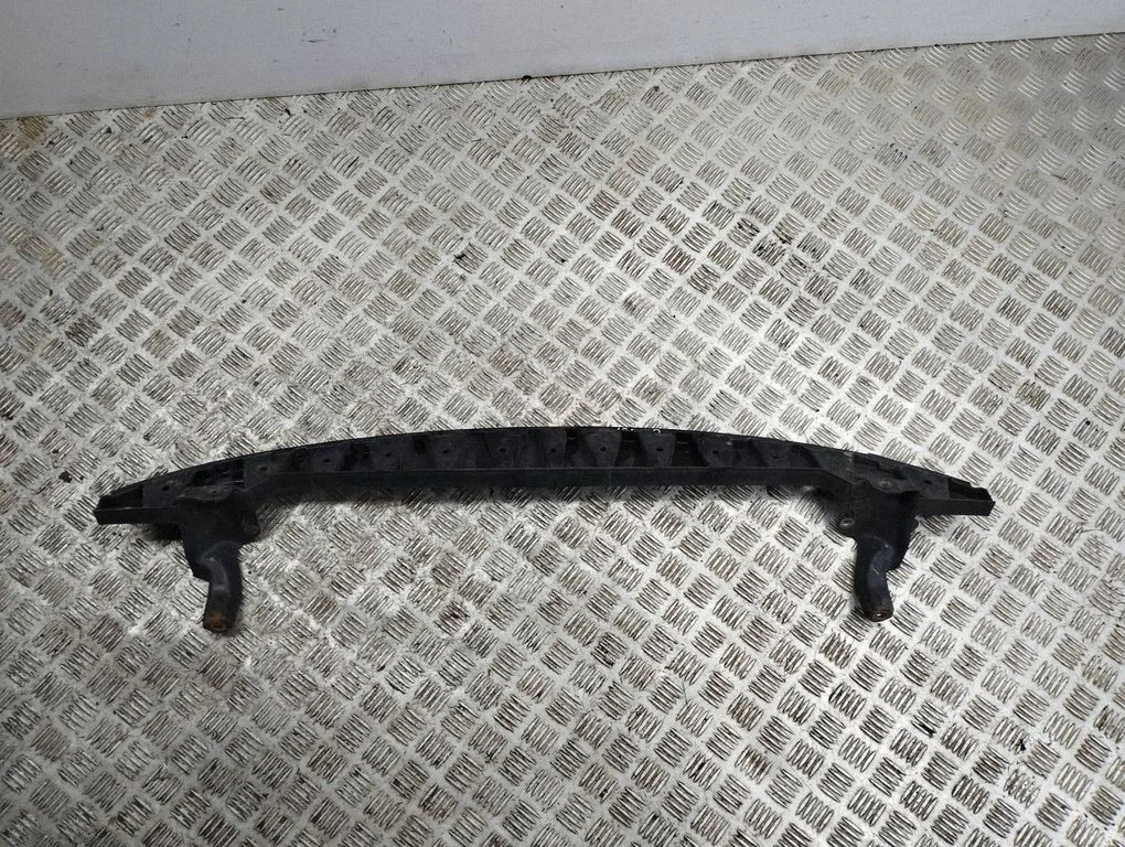 Front bumper skid plate/under tray