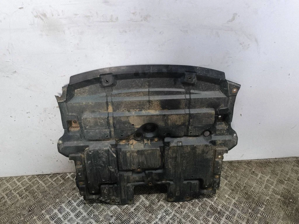 Engine splash shield/under tray 5144153060