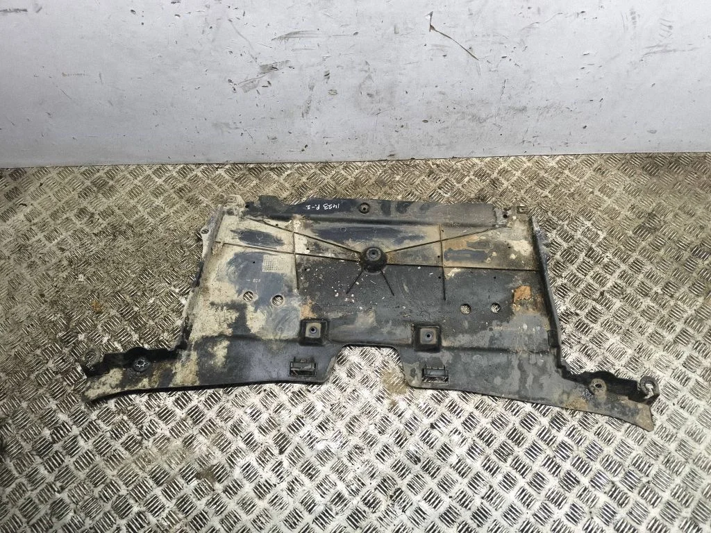 Engine splash shield/under tray 9846558680