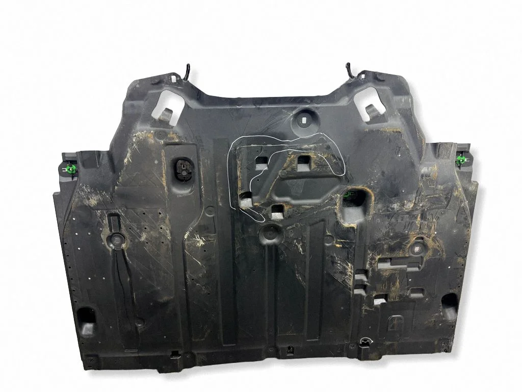 Engine splash shield/under tray 9847060580