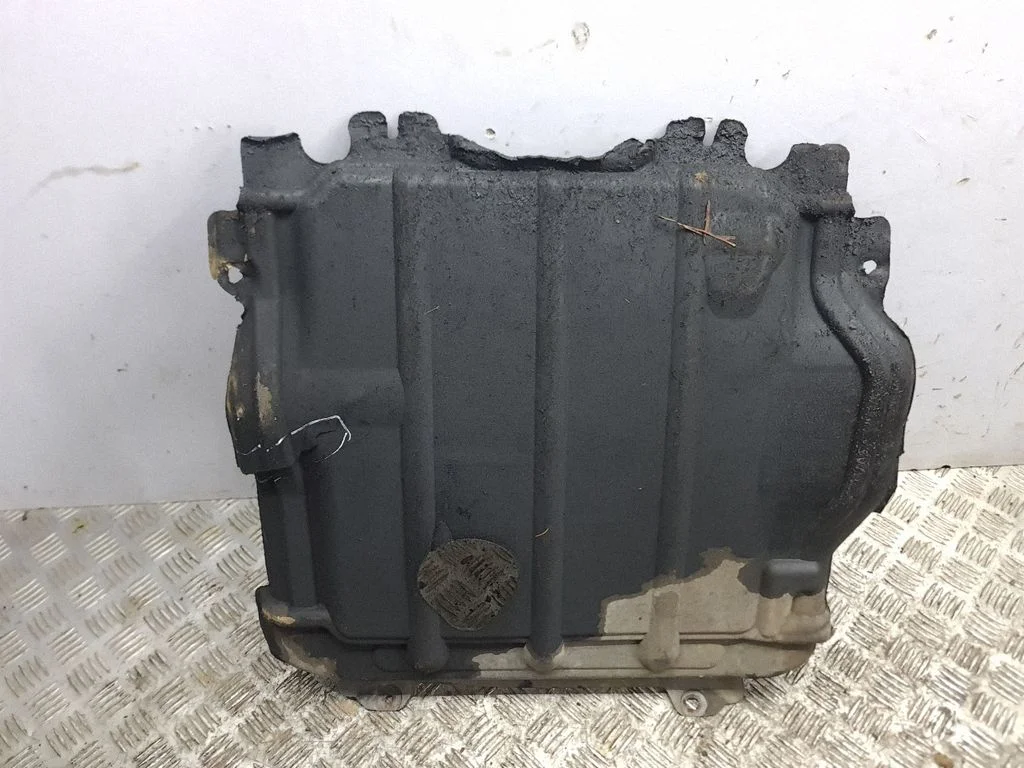 Engine splash shield/under tray