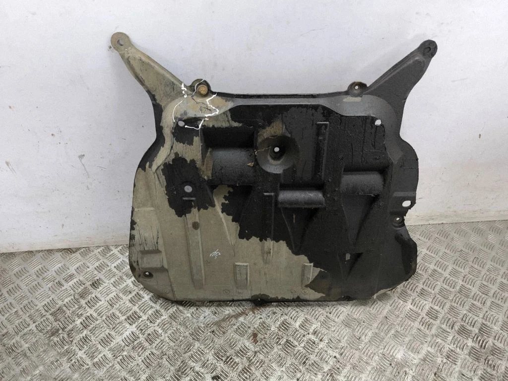 Engine splash shield/under tray