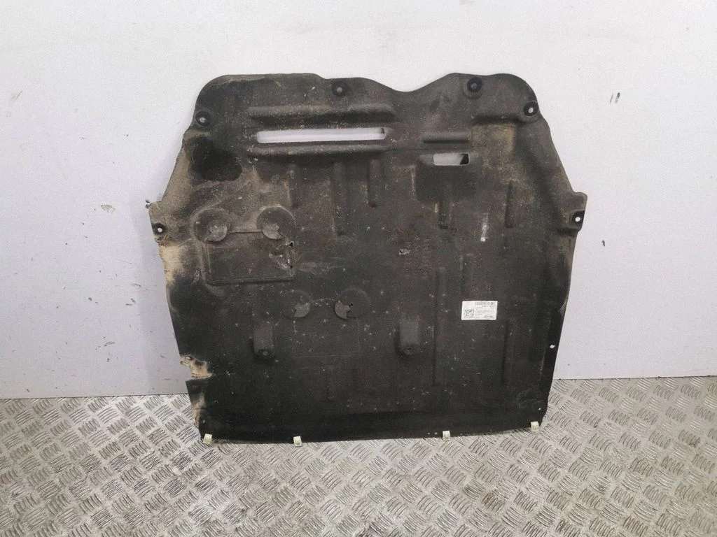 Engine splash shield/under tray 5A2EB59